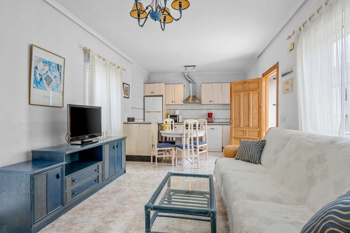 For sale - 3 Bedroom 2 Bathroom Quad in Ciudad Quesada  - Ciudad Quesada  - Alicante