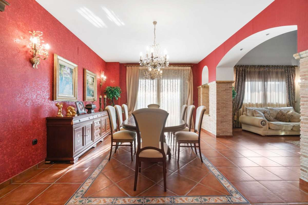 For sale - 4 Bedroom 4 Bathroom House - Detached Villa in Orihuela - Molíns  - Alicante