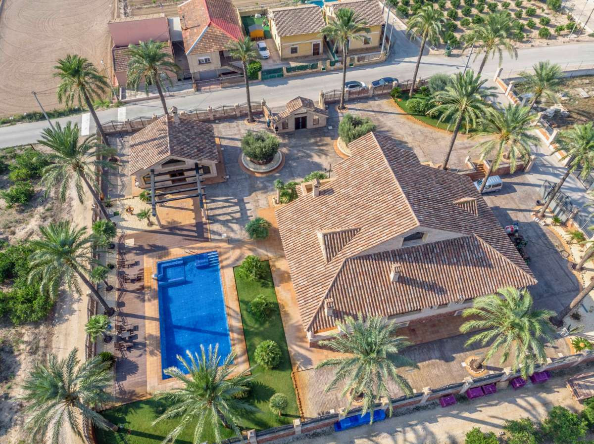 For sale - 4 Bedroom 4 Bathroom House - Detached Villa in Orihuela - Molíns  - Alicante