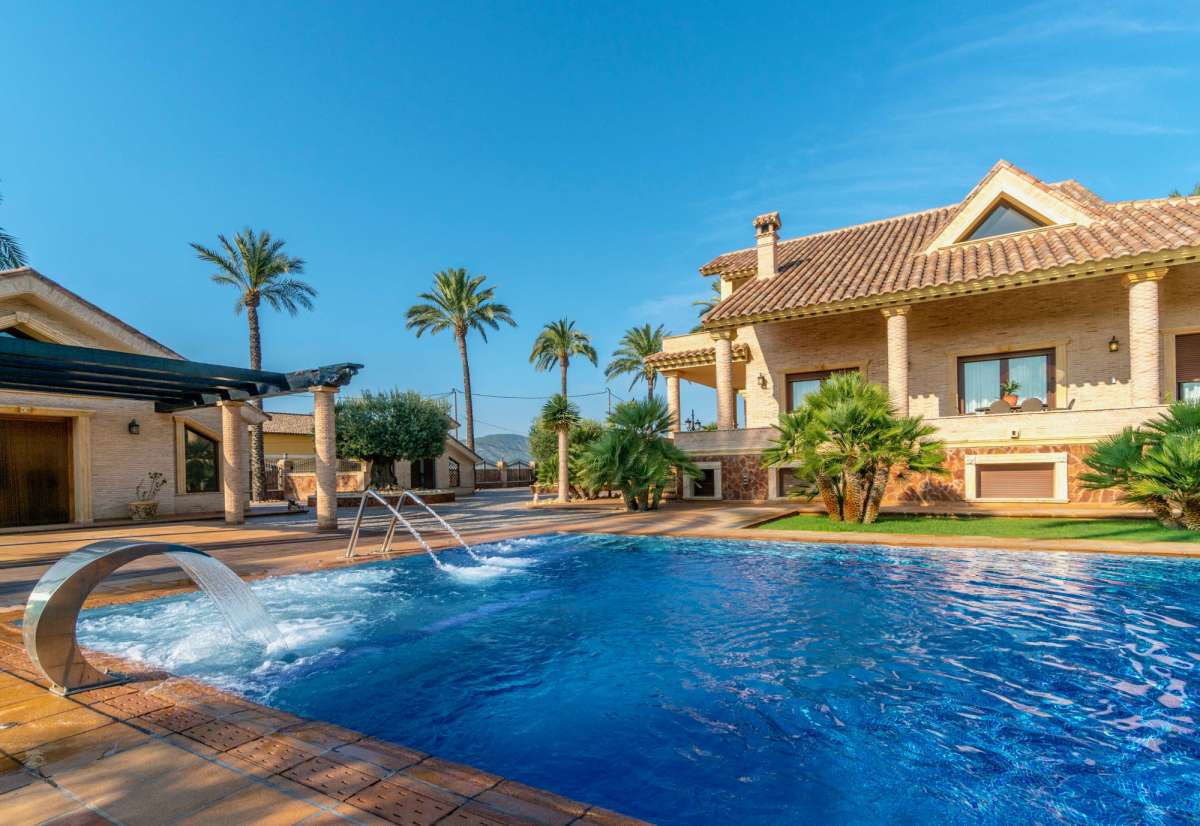 For sale - 4 Bedroom 4 Bathroom House - Detached Villa in Orihuela - Molíns  - Alicante