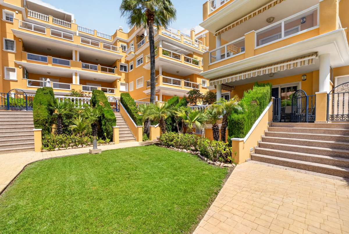 For sale - 2 Bedroom 2 Bathroom Apartment - Ground Floor Apartment in Orihuela - Orihuela Costa  - Alicante