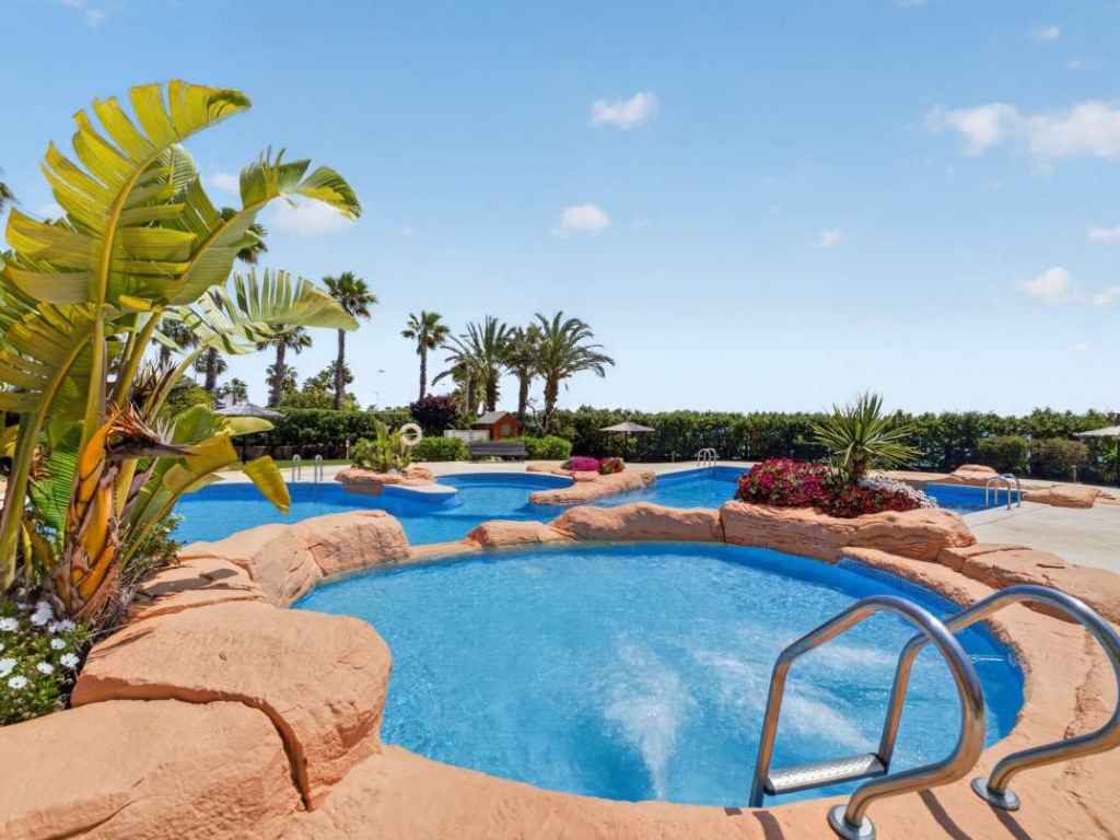 2 Bedroom 2 Bathroom Apartment - Ground Floor Apartment in Orihuela