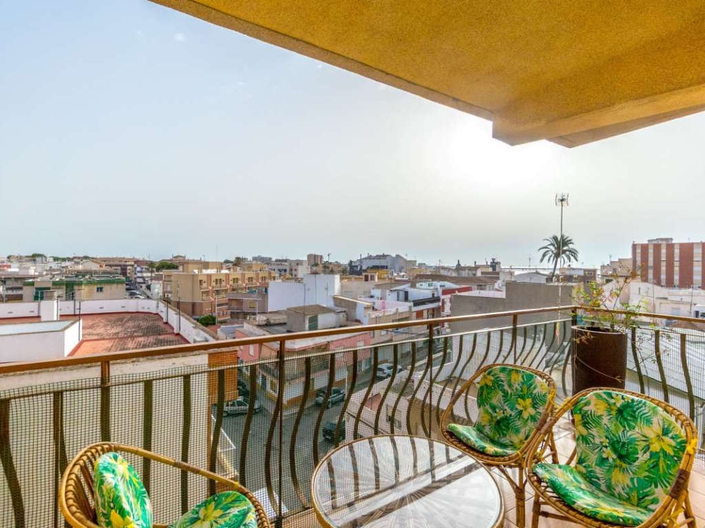 3 Bedroom 1 Bathroom Apartment - Top Floor Apartment in San Pedro del Pinatar