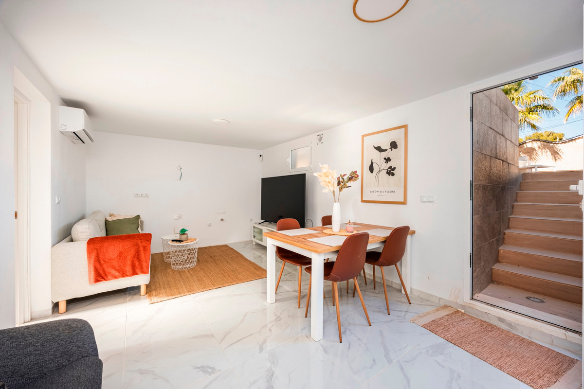 For sale - 5 Bedroom 2 Bathroom Detached Villa in Ciudad Quesada  - Ciudad Quesada  - Alicante