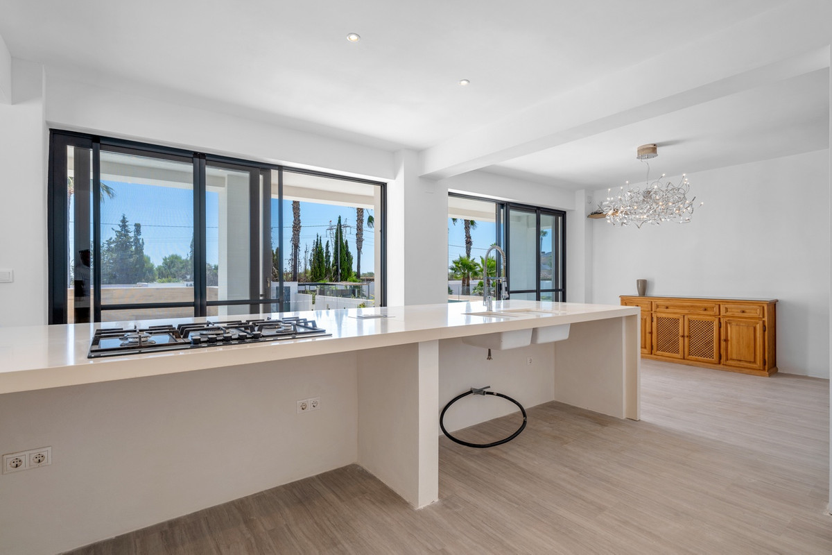 For sale - 8 Bedroom 4 Bathroom House - Finca - Cortijo in Los Montesinos - Los Montesinos Centro  - Alicante
