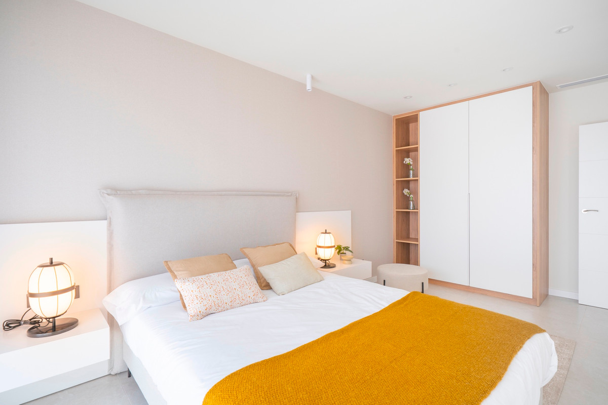 For sale - 4 Bedroom 3 Bathroom House - Detached Villa in Rojales - Ciudad Quesada  - Alicante