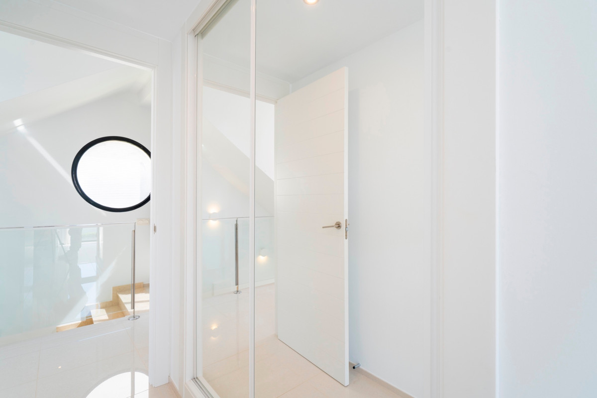 For sale - 3 Bedroom 3 Bathroom Detached Villa in Ciudad Quesada  - Ciudad Quesada  - Alicante