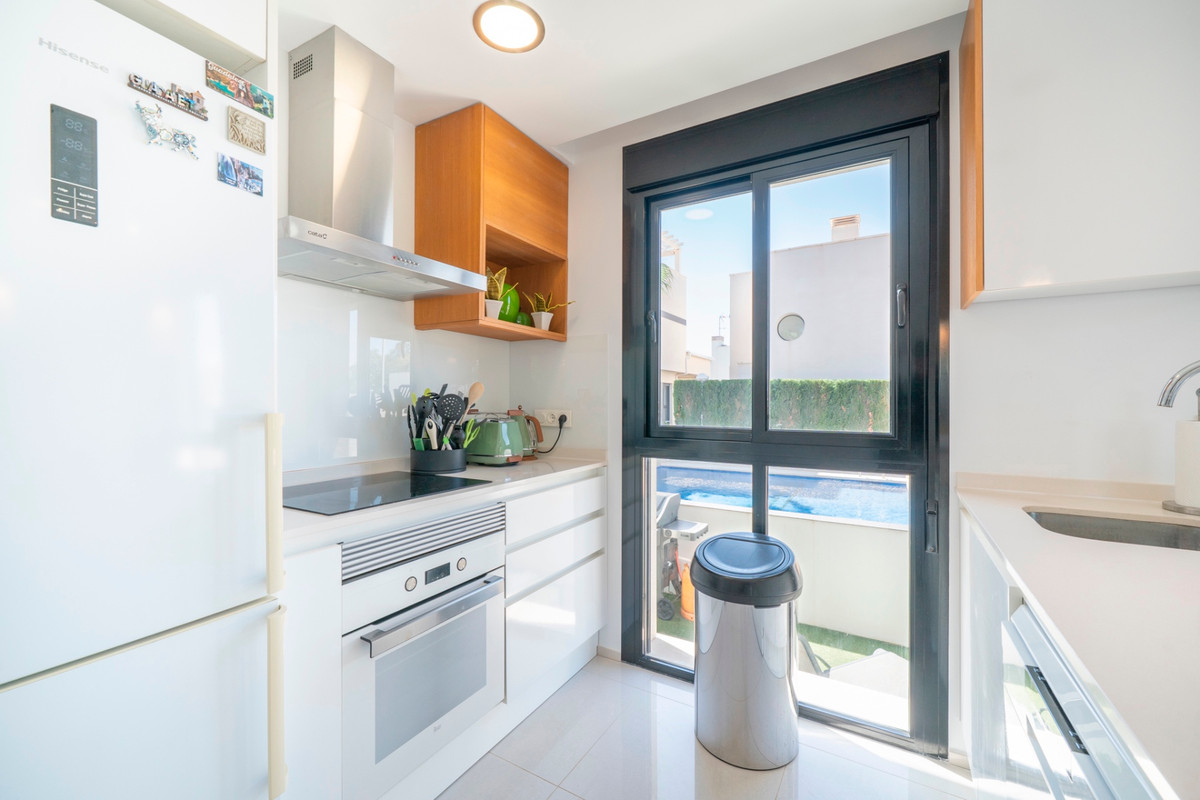 For sale - 3 Bedroom 3 Bathroom Detached Villa in Ciudad Quesada  - Ciudad Quesada  - Alicante