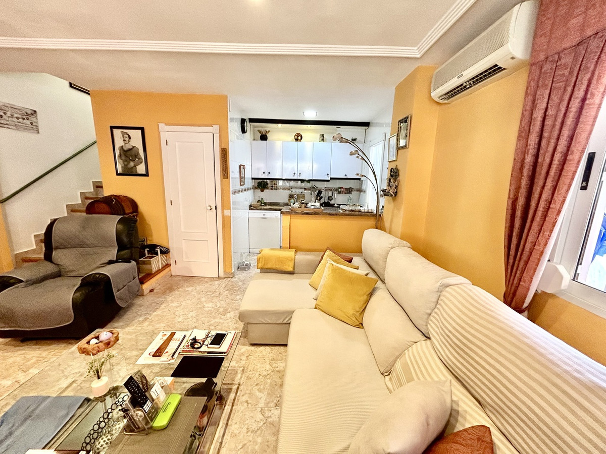 For sale - 2 Bedroom 2 Bathroom House - Townhouse in Orihuela - Los Altos  - Alicante