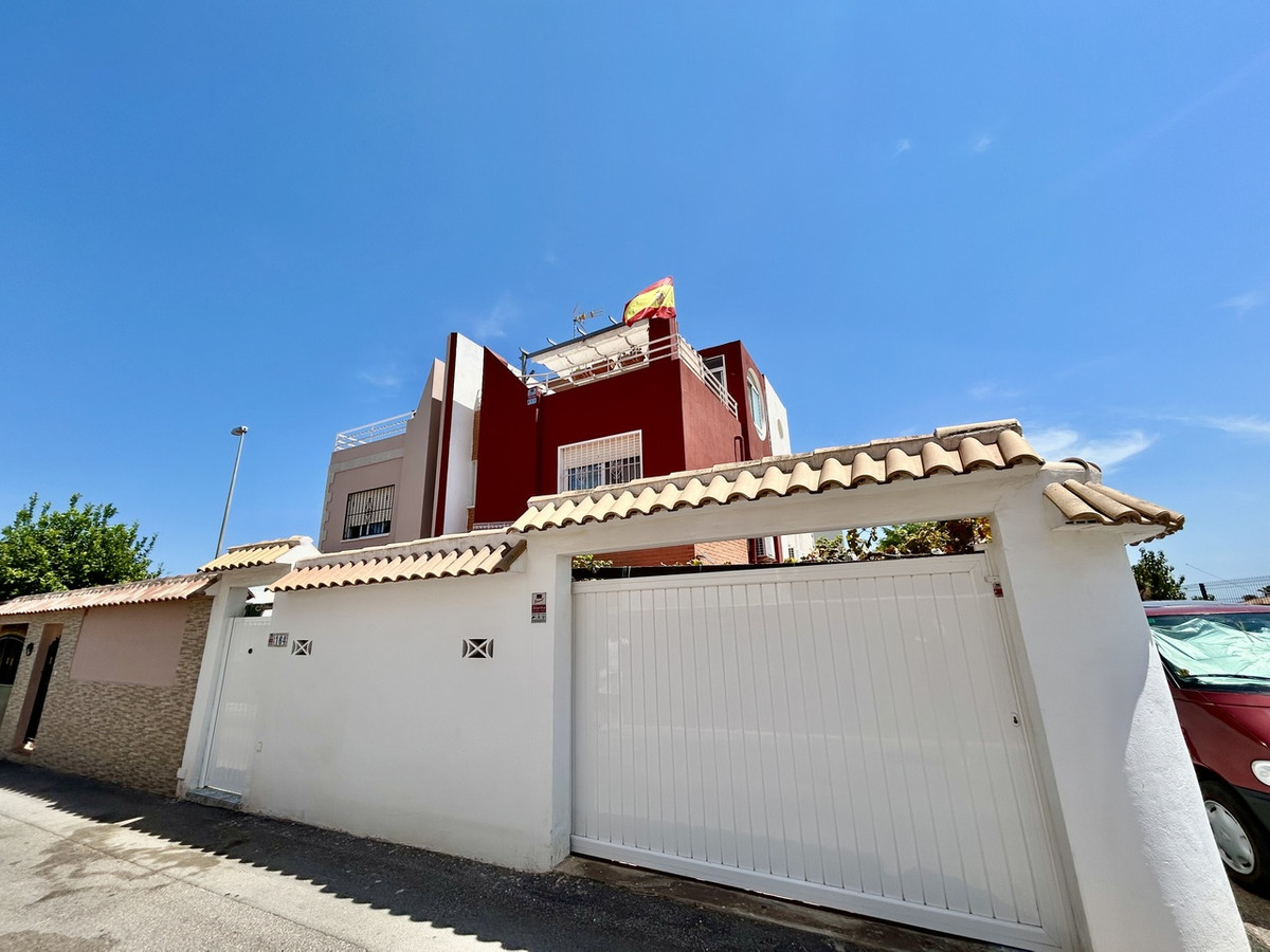 For sale - 2 Bedroom 2 Bathroom House - Townhouse in Orihuela - Los Altos  - Alicante