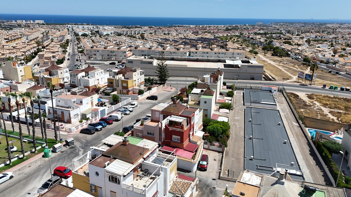 For sale - 2 Bedroom 2 Bathroom House - Townhouse in Orihuela - Los Altos  - Alicante