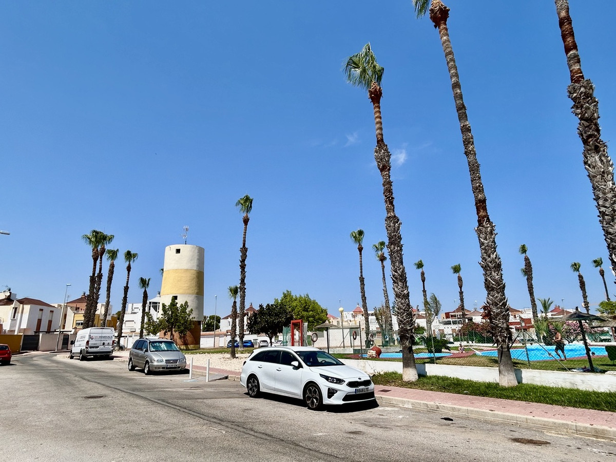 For sale - 2 Bedroom 2 Bathroom House - Townhouse in Orihuela - Los Altos  - Alicante