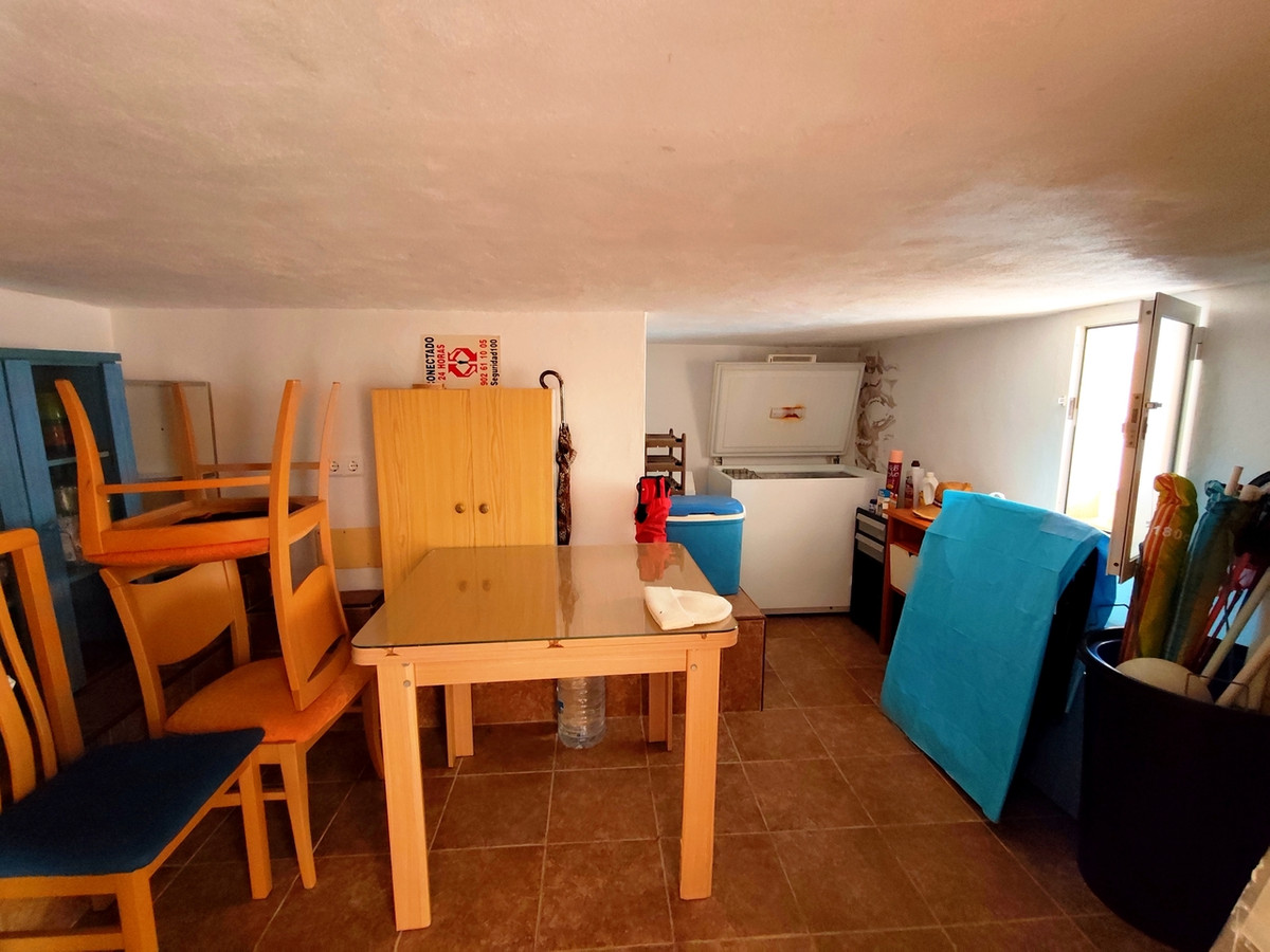 For sale - 6 Bedroom 2 Bathroom House - Townhouse in Orihuela - Los Altos  - Alicante