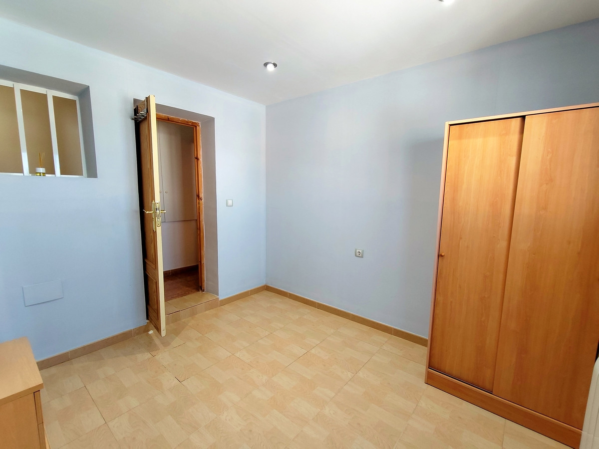 For sale - 6 Bedroom 2 Bathroom House - Townhouse in Orihuela - Los Altos  - Alicante