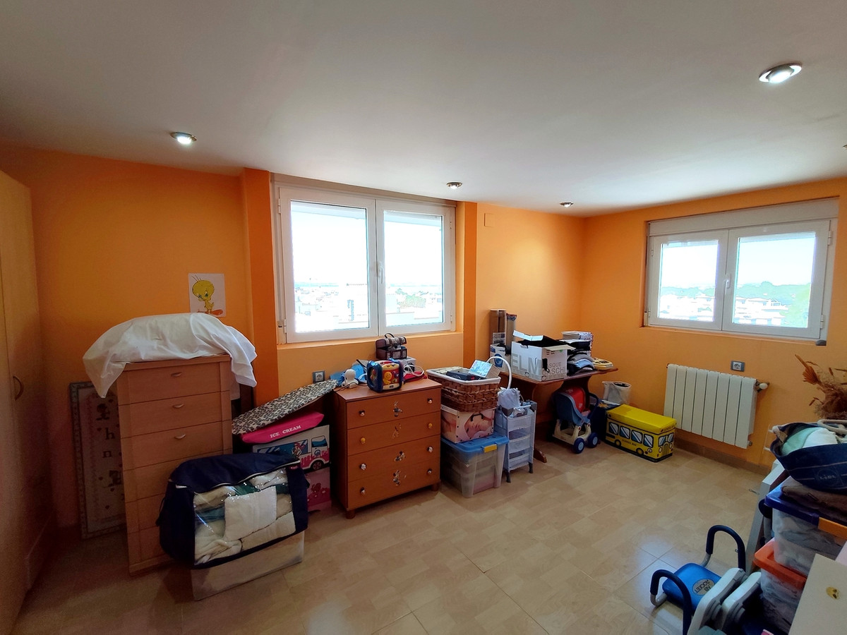 For sale - 6 Bedroom 2 Bathroom House - Townhouse in Orihuela - Los Altos  - Alicante