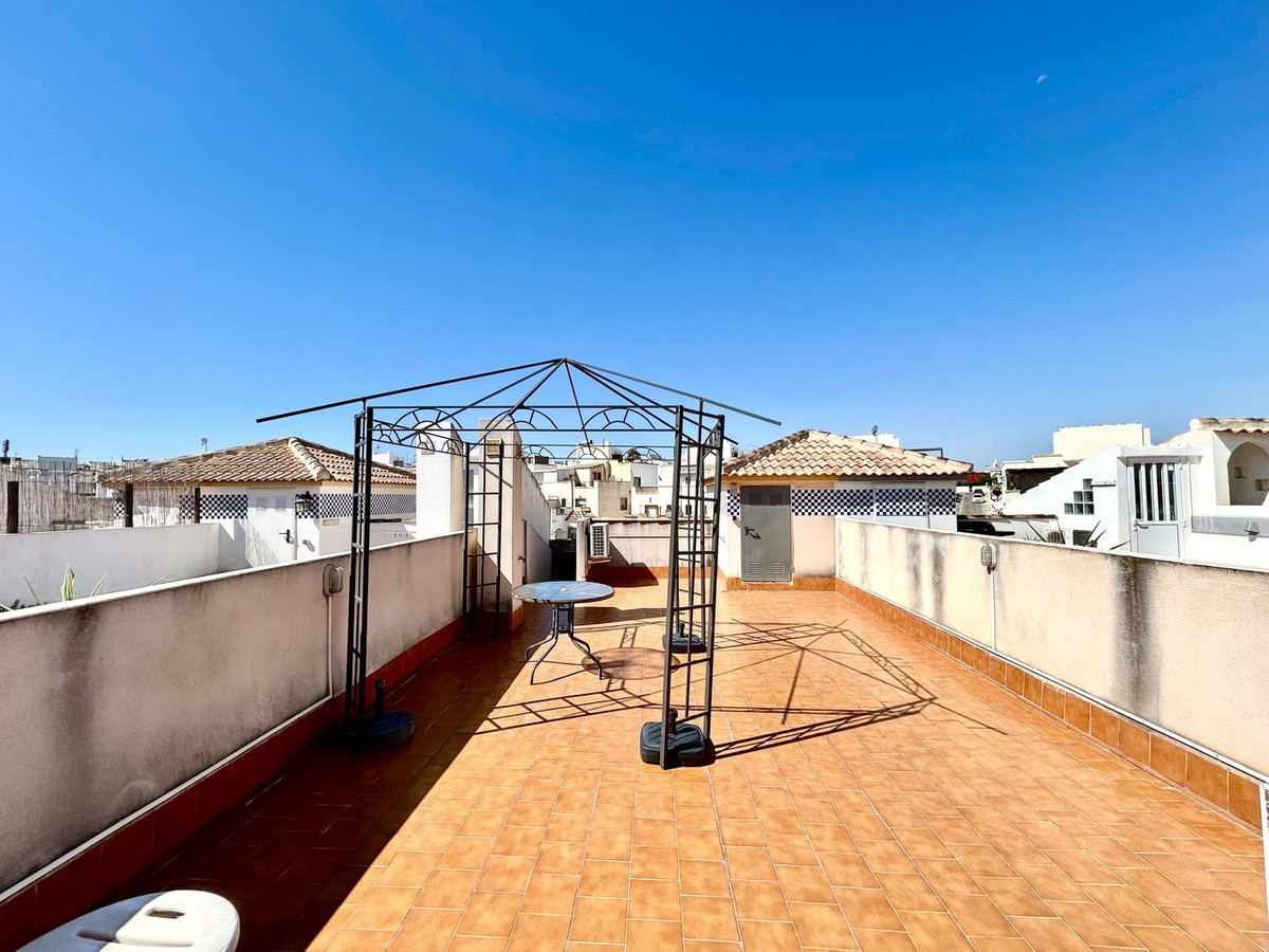 For sale - 2 Bedroom 1 Bathroom Apartment - Penthouse in Orihuela - Los Altos  - Alicante