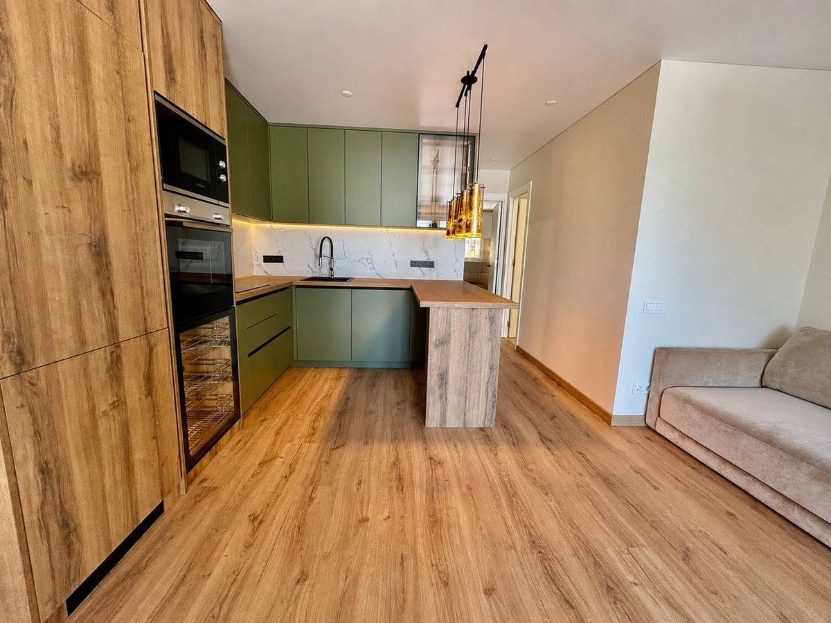 For sale - 2 Bedroom 1 Bathroom Apartment - Ground Floor Apartment in Torrevieja - Torrevieja Centro  - Alicante