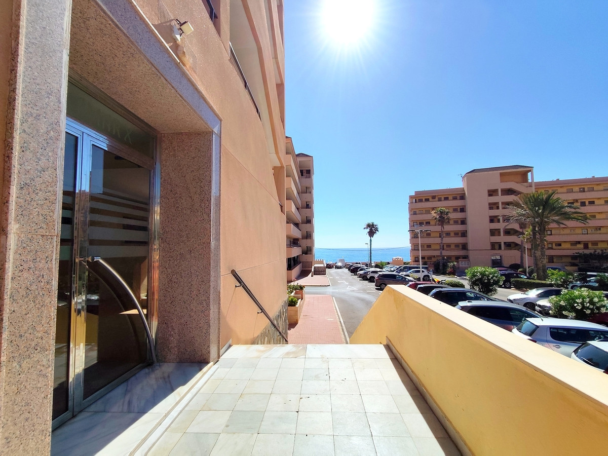For sale - 1 Bedroom 1 Bathroom Apartment - Middle Floor Apartment in Torrevieja - Torrevieja Centro  - Alicante