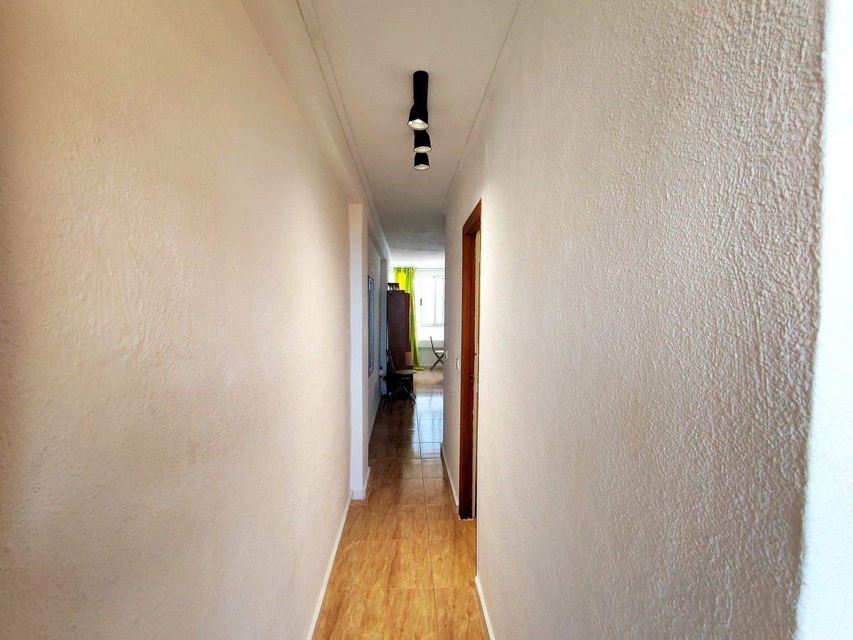 For sale - 1 Bedroom 1 Bathroom Apartment - Middle Floor Apartment in Torrevieja - Torrevieja Centro  - Alicante
