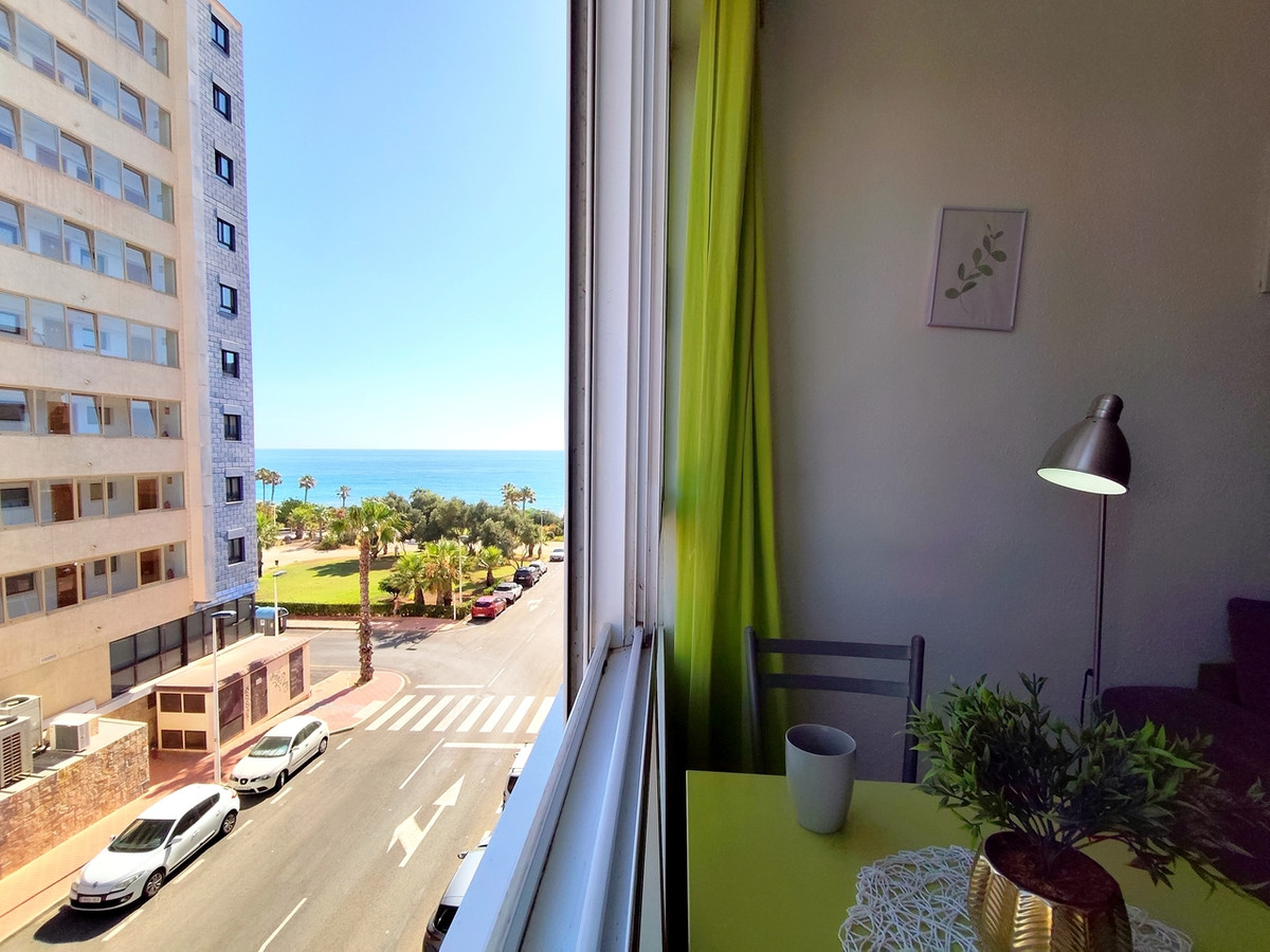 For sale - 1 Bedroom 1 Bathroom Apartment - Middle Floor Apartment in Torrevieja - Torrevieja Centro  - Alicante