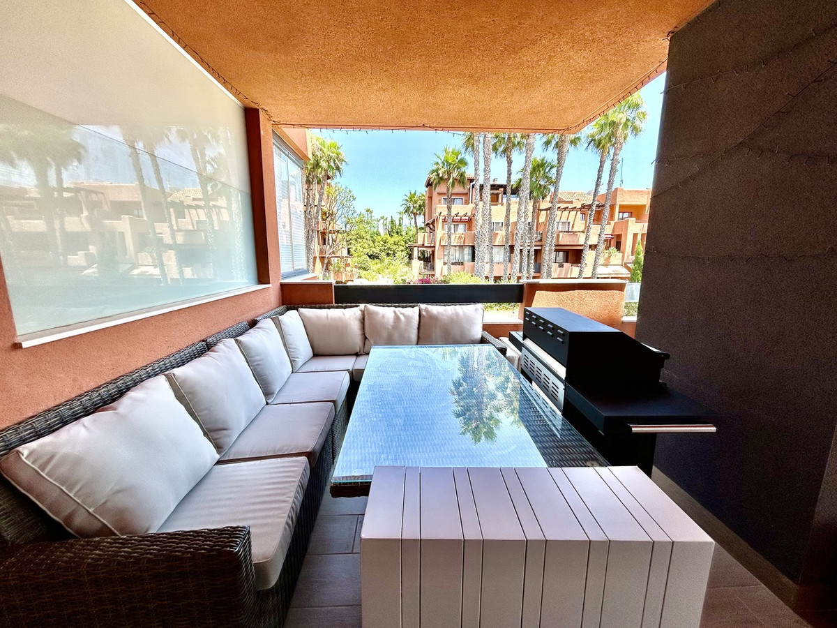 For sale - 2 Bedroom 2 Bathroom Apartment - Ground Floor Apartment in Orihuela - Villamartin  - Alicante