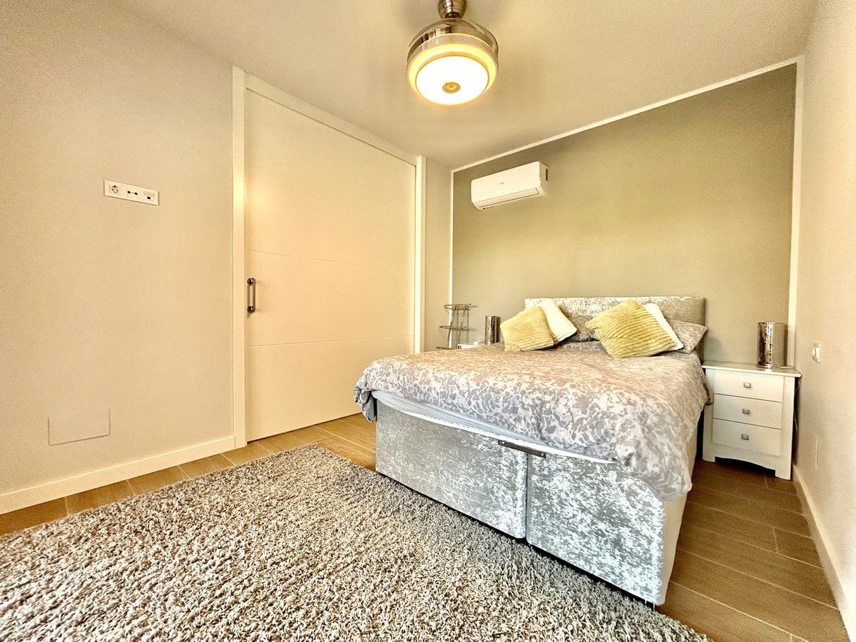 For sale - 2 Bedroom 2 Bathroom Apartment - Ground Floor Apartment in Orihuela - Villamartin  - Alicante