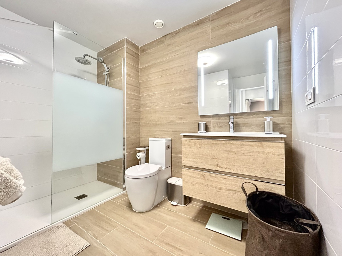 For sale - 2 Bedroom 2 Bathroom Apartment - Ground Floor Apartment in Orihuela - Villamartin  - Alicante