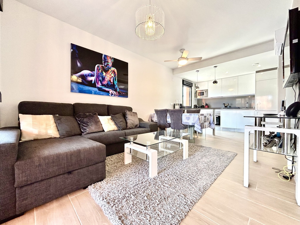 For sale - 2 Bedroom 2 Bathroom Apartment - Ground Floor Apartment in Orihuela - Villamartin  - Alicante