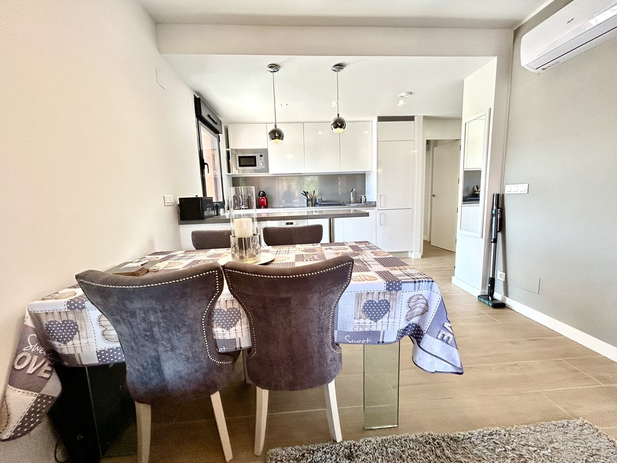 For sale - 2 Bedroom 2 Bathroom Apartment - Ground Floor Apartment in Orihuela - Villamartin  - Alicante