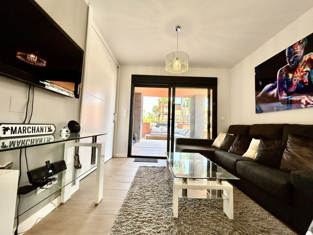 For sale - 2 Bedroom 2 Bathroom Apartment - Ground Floor Apartment in Orihuela - Villamartin  - Alicante