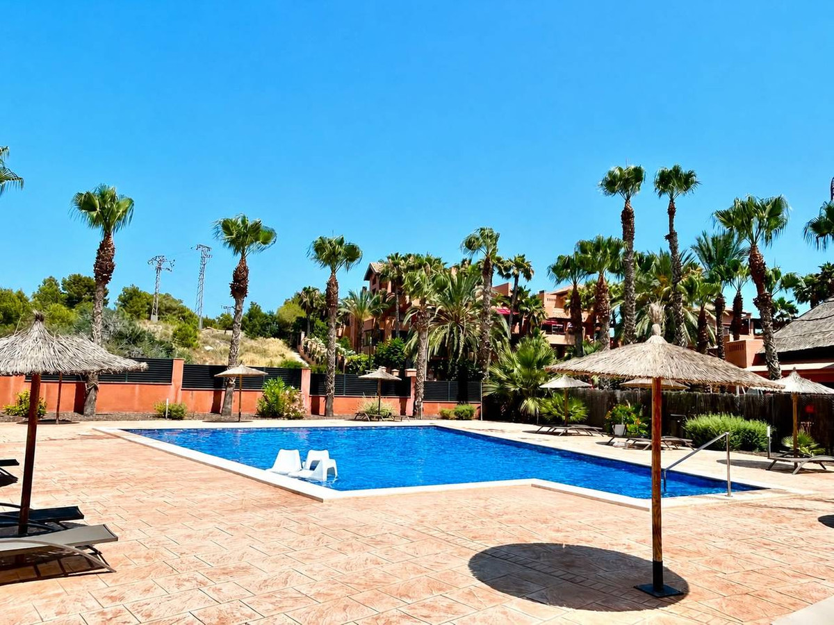 For sale - 2 Bedroom 2 Bathroom Apartment - Ground Floor Apartment in Orihuela - Villamartin  - Alicante
