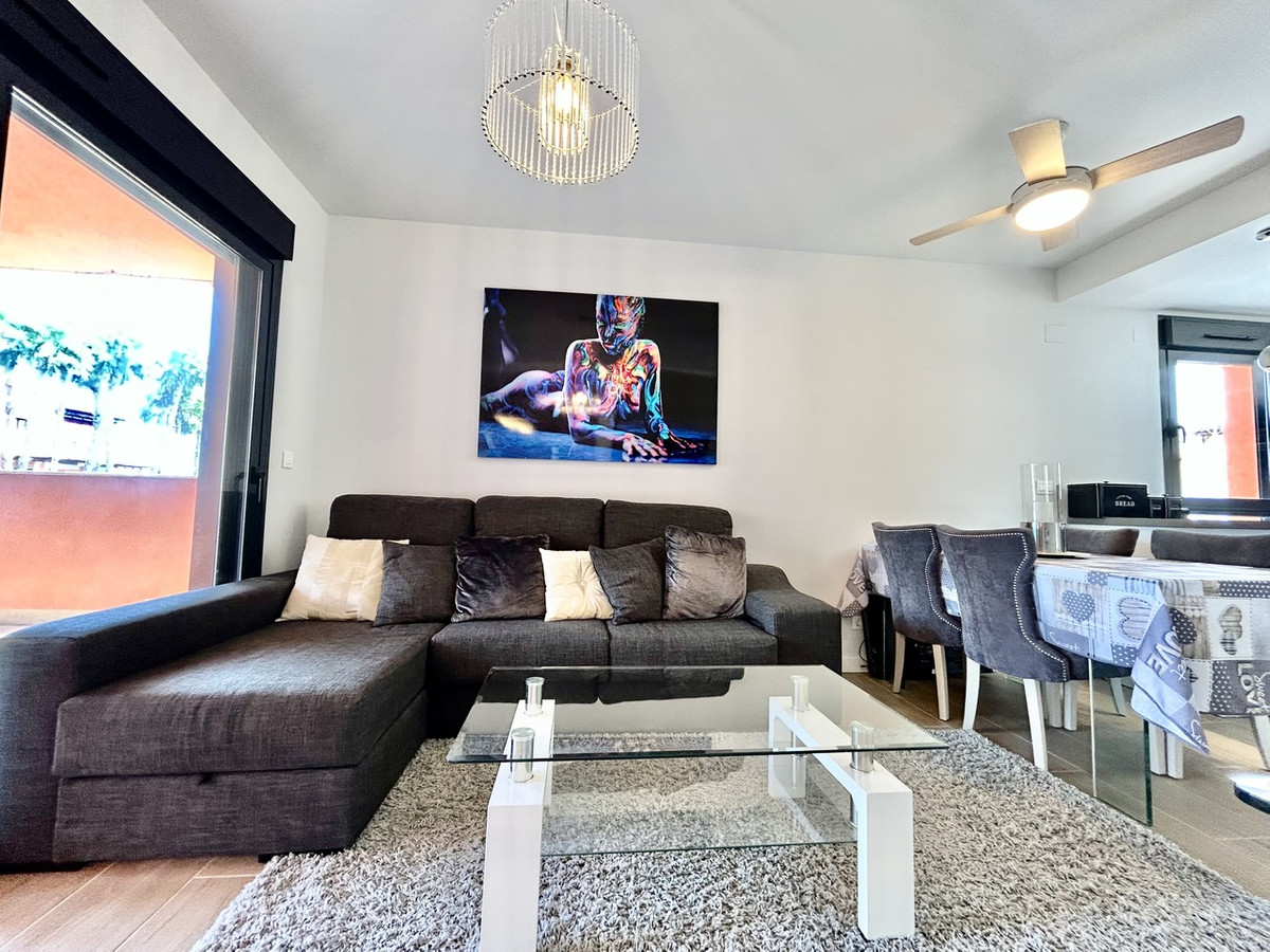 For sale - 2 Bedroom 2 Bathroom Apartment - Ground Floor Apartment in Orihuela - Villamartin  - Alicante