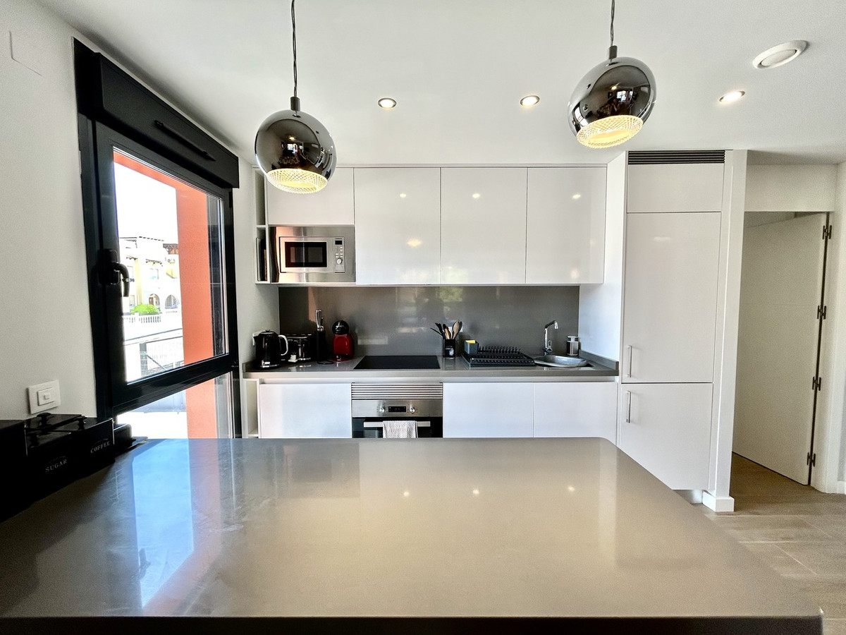 For sale - 2 Bedroom 2 Bathroom Apartment - Ground Floor Apartment in Orihuela - Villamartin  - Alicante