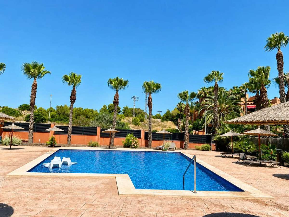 For sale - 2 Bedroom 2 Bathroom Apartment - Ground Floor Apartment in Orihuela - Villamartin  - Alicante