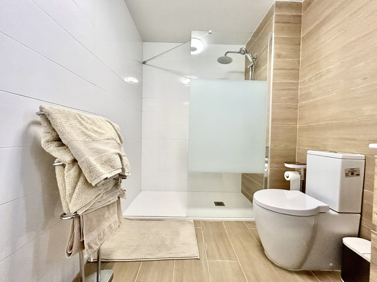 For sale - 2 Bedroom 2 Bathroom Apartment - Ground Floor Apartment in Orihuela - Villamartin  - Alicante