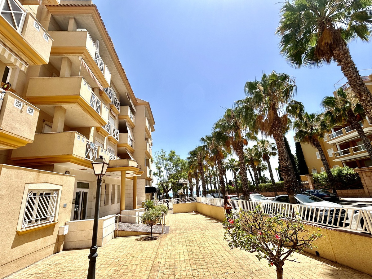 For sale - 2 Bedroom 2 Bathroom Apartment in Cabo Roig - Cabo Roig  - Alicante