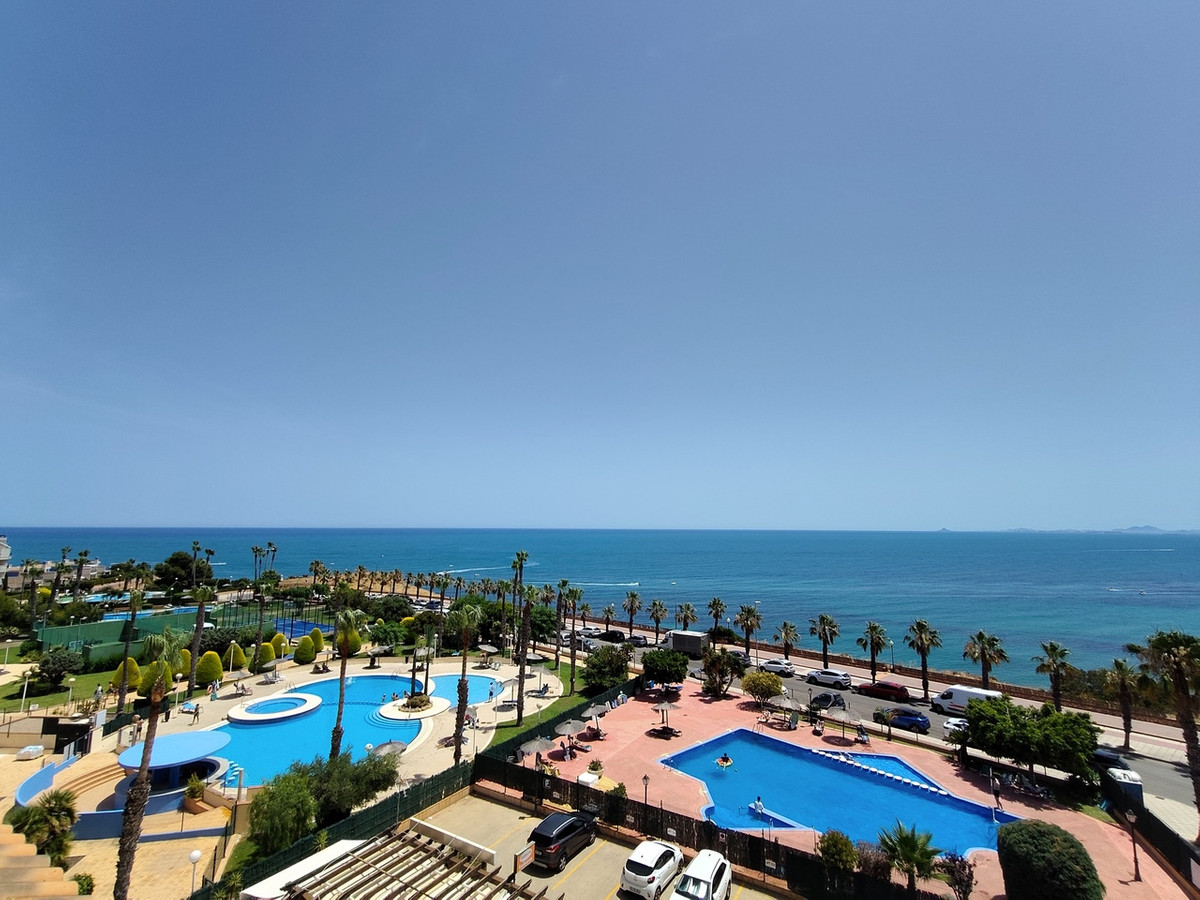 For sale - 2 Bedroom 2 Bathroom Apartment in Cabo Roig  - Cabo Roig  - Alicante