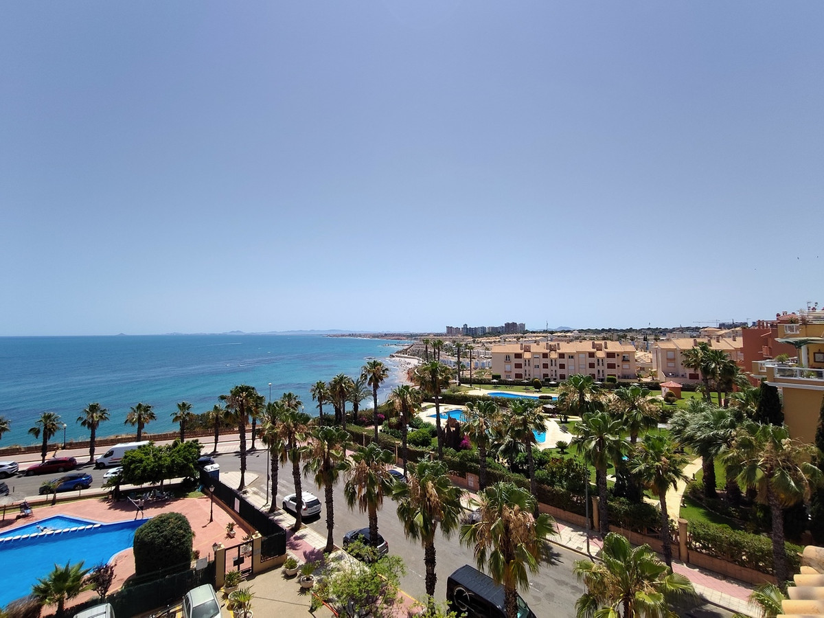 For sale - 2 Bedroom 2 Bathroom Apartment in Cabo Roig - Cabo Roig  - Alicante