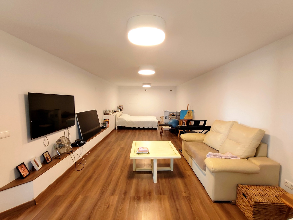 For sale - 4 Bedroom 4 Bathroom House - Detached Villa in Rojales - Ciudad Quesada  - Alicante