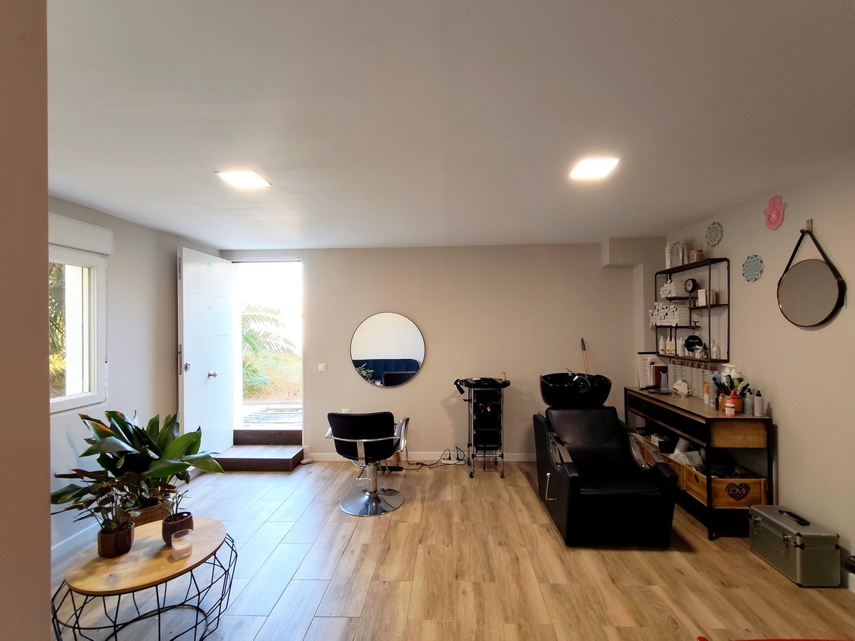 For sale - 4 Bedroom 4 Bathroom House - Detached Villa in Rojales - Ciudad Quesada  - Alicante