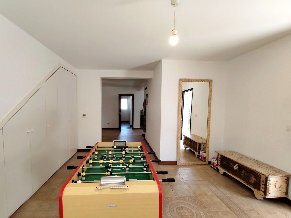 For sale - 4 Bedroom 4 Bathroom House - Detached Villa in Rojales - Ciudad Quesada  - Alicante