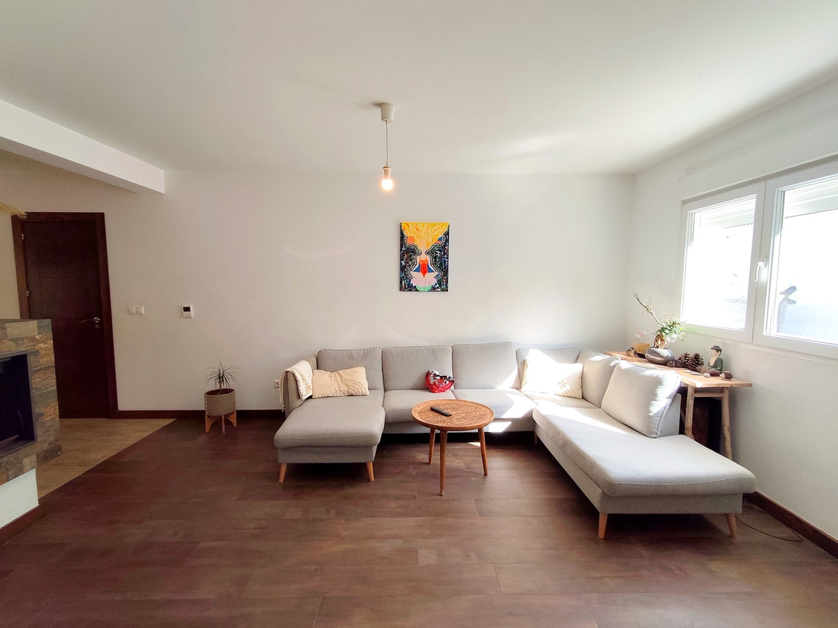 For sale - 4 Bedroom 4 Bathroom House - Detached Villa in Rojales - Ciudad Quesada  - Alicante