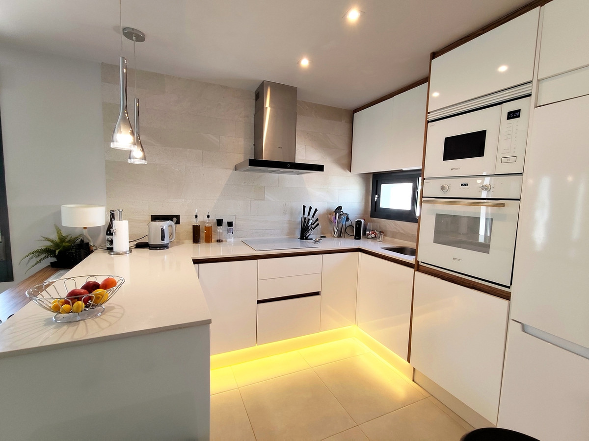 For sale - 3 Bedroom 2 Bathroom Apartment - Penthouse in Guardamar del Segura - Guardamar del Segura Centro  - Alicante
