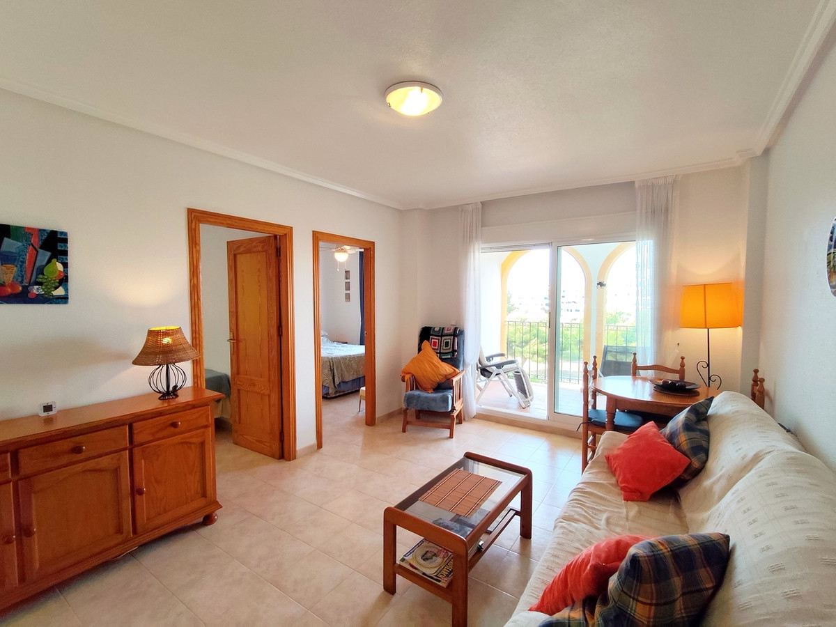 For sale - 2 Bedroom 1 Bathroom Apartment in La Zenia  - La Zenia  - Alicante