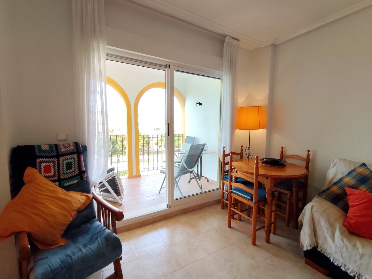 For sale - 2 Bedroom 1 Bathroom Apartment in La Zenia  - La Zenia  - Alicante