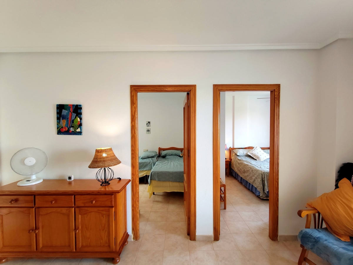 For sale - 2 Bedroom 1 Bathroom Apartment in La Zenia  - La Zenia  - Alicante