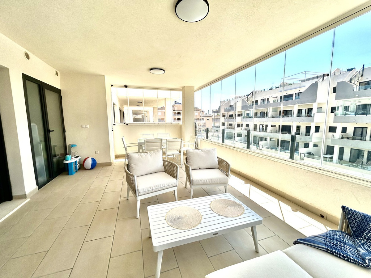 For sale - 3 Bedroom 2 Bathroom Apartment - Middle Floor Apartment in Orihuela - Los Dolses  - Alicante