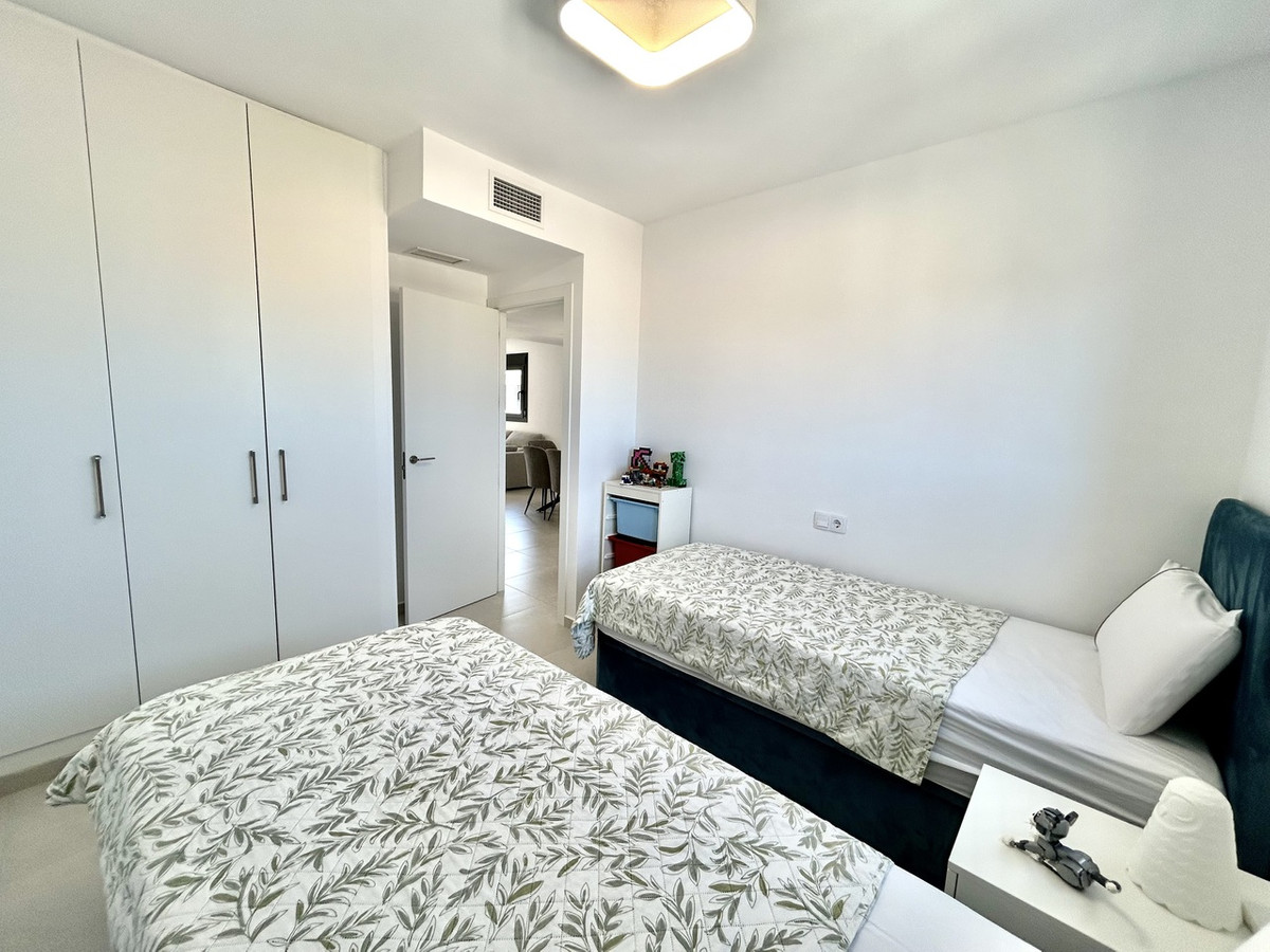 For sale - 3 Bedroom 2 Bathroom Apartment - Middle Floor Apartment in Orihuela - Los Dolses  - Alicante