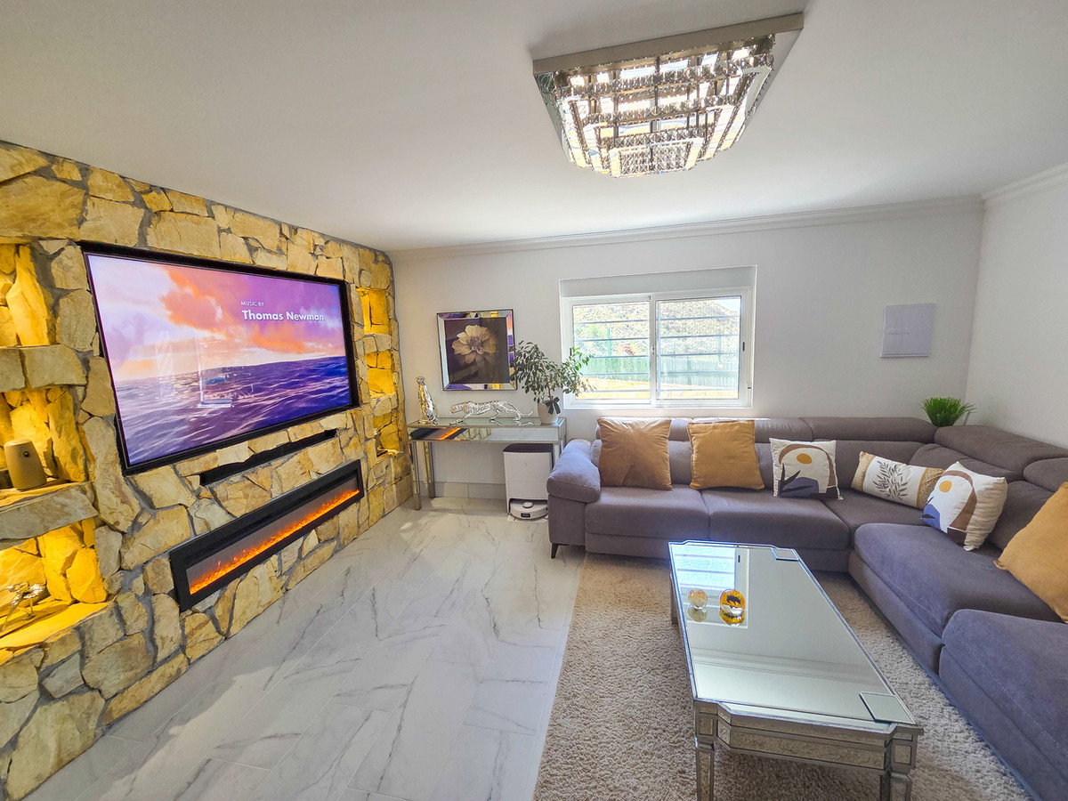 For sale - 3 Bedroom 1 Bathroom House - Detached Villa in Crevillente - Crevillent - Crevillente - Crevillent Centro  - Alicante