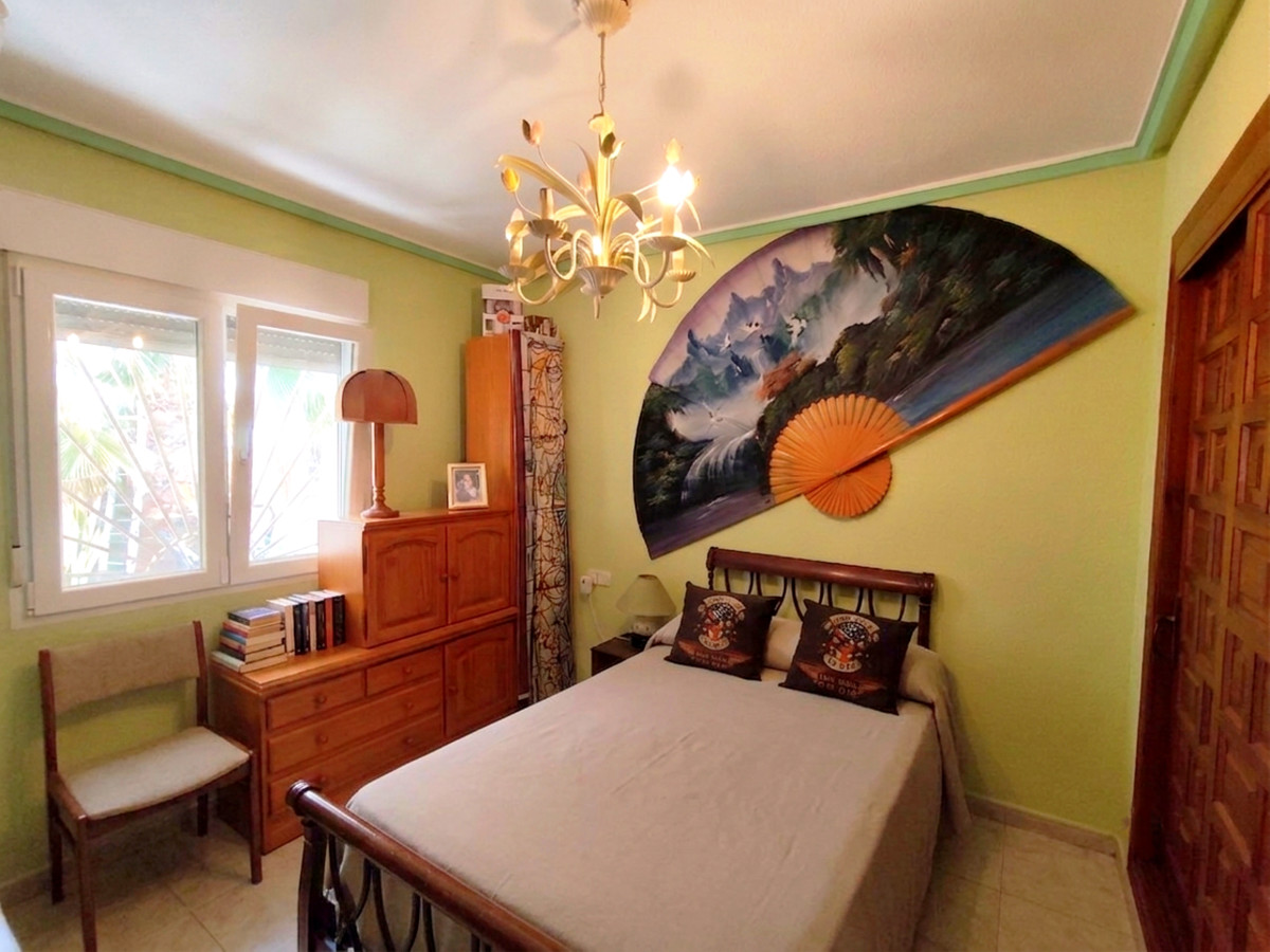 For sale - 3 Bedroom 2 Bathroom House - Detached Villa in Rojales - Ciudad Quesada  - Alicante